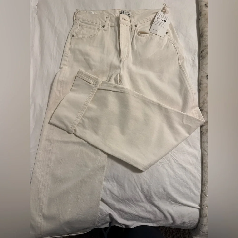 Ética Stanton High-Rise Relaxed Cuff Jeans